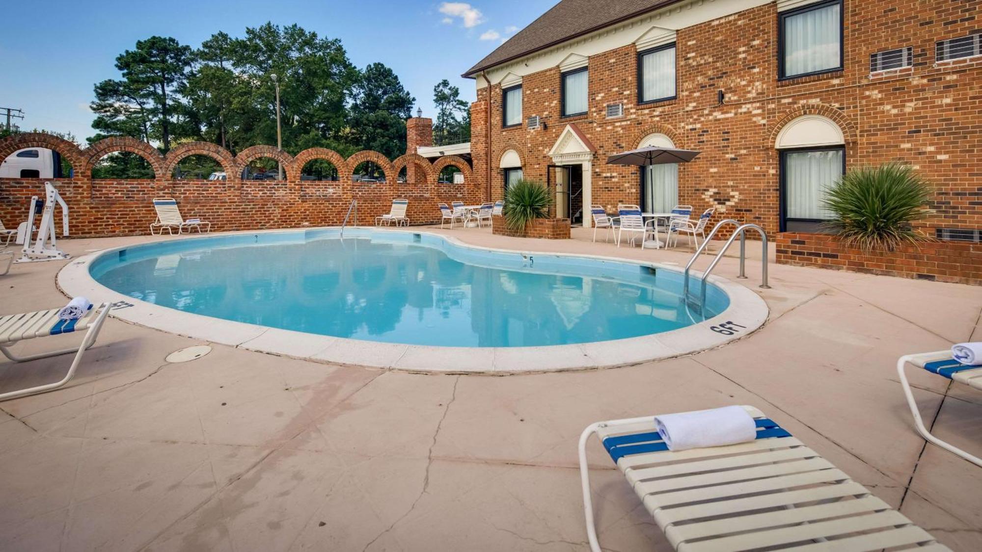 Best Western Plus Governor'S Inn Richmond Midlothian Exterior foto